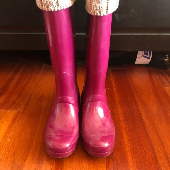 HUNTER - Tall High Gloss Rain Boot (Size 5) - Picture 4 of 5